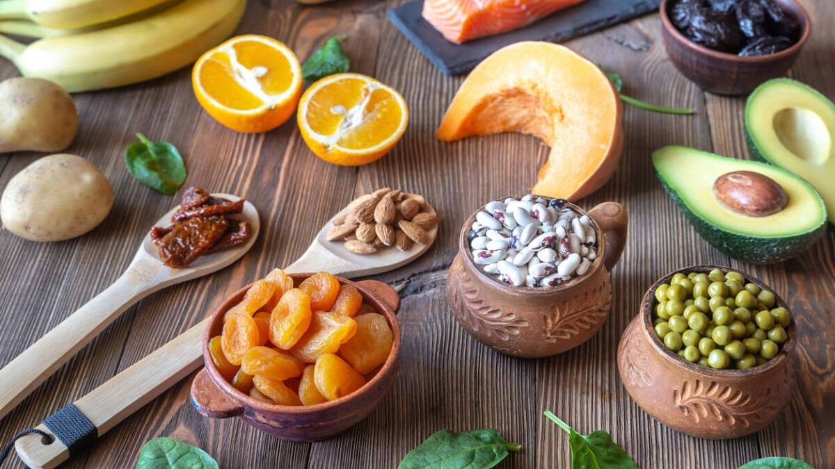 10 Foods that Replenish Electrolytes