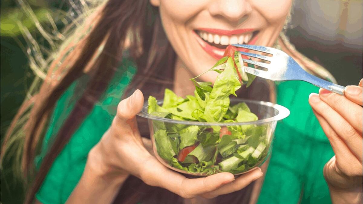 What are the best foods to eat for dental health?